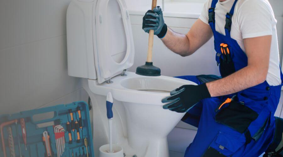 Expert burst pipe repair services in Ijamsville, MD